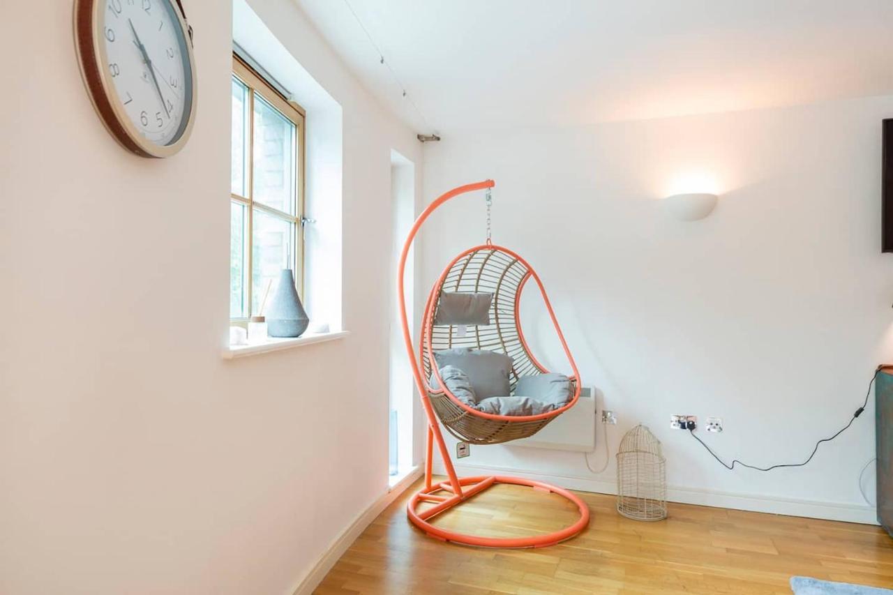 Large Boutique Harbourside Apartment - Football Table (Adults Only) Bristol Dış mekan fotoğraf