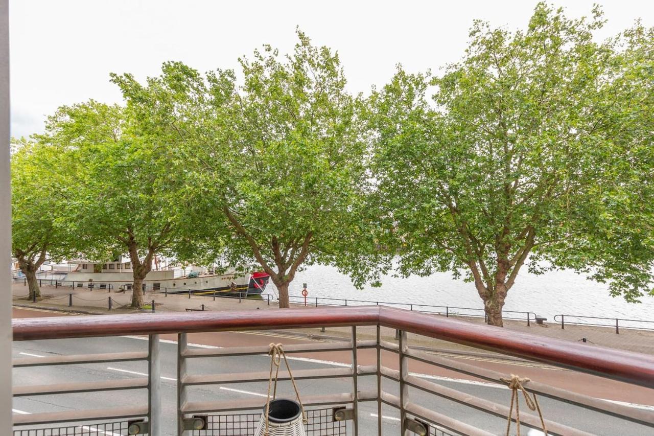 Large Boutique Harbourside Apartment - Football Table (Adults Only) Bristol Dış mekan fotoğraf